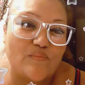 Meet your Posher, Inez